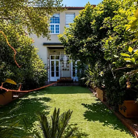 Villa In With Private Garden