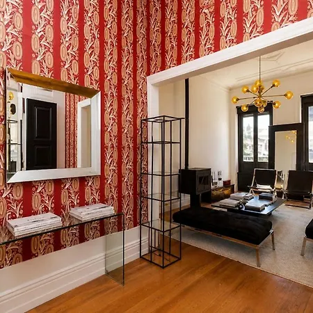 In With Private Garden Villa *