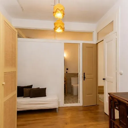 In With Private Garden Villa